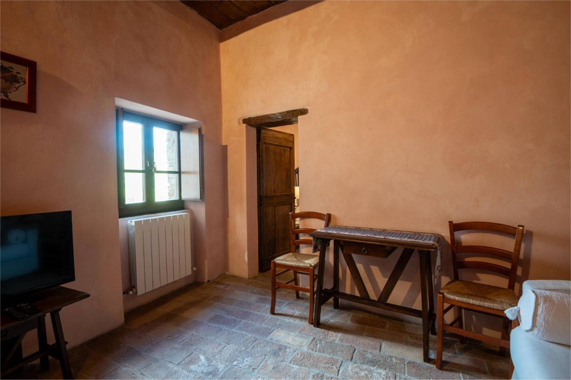 Castello Valenzino Bed & Breakfast Antognola Eksteriør bilde