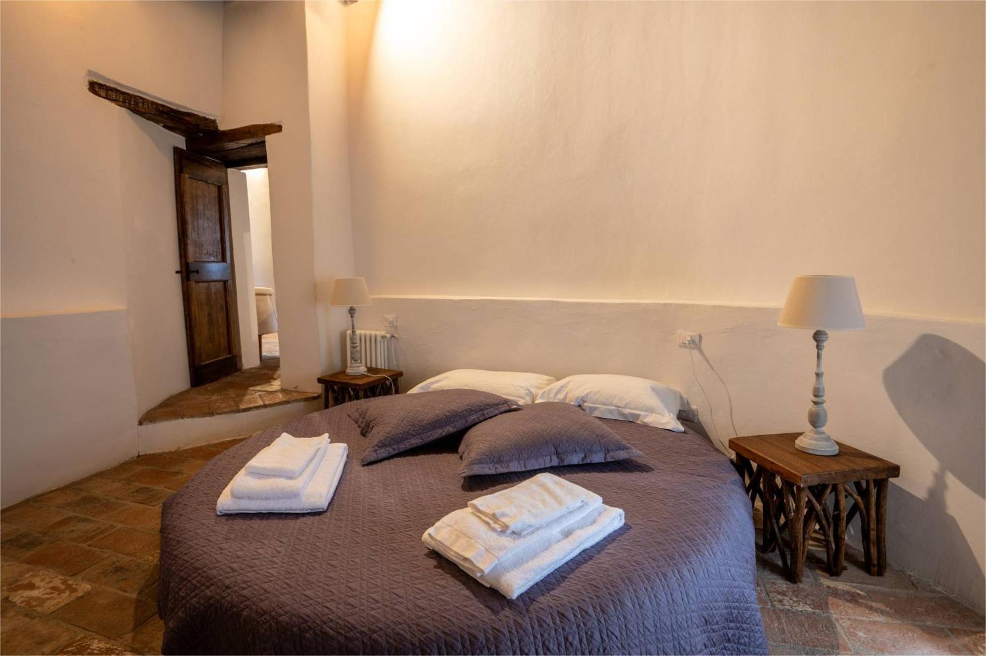 Castello Valenzino Bed & Breakfast Antognola Eksteriør bilde